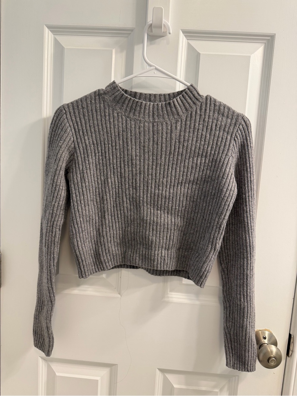 Brandy Melville Gray Ribbed Crop Mock Neck Sweater